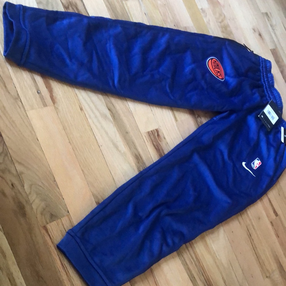 Brand new never worn Knicks sweatpants - Picture 2 of 6